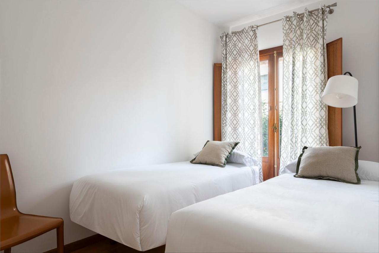 San Diego Suite Apartment Sevilla Eksteriør billede